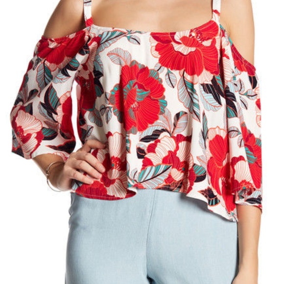 Blouse  Cupcakes and Cashmere  Fay Cold Shoulder - Picture 1 of 6